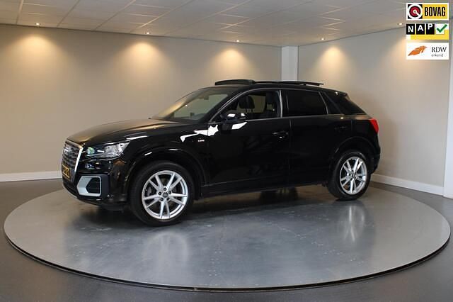 Zwart Gebruikt 2017 Audi Q2 S-Line SUV | € 19.940 (Eerlijke prijs) - Afbeelding 1/4