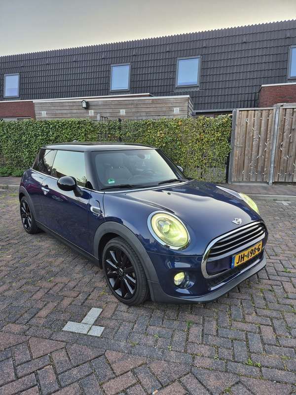 Blauw Gebruikt 2016 Mini Cooper Chili Hatchback | € 13.750 (Eerlijke prijs) - Afbeelding 1/4