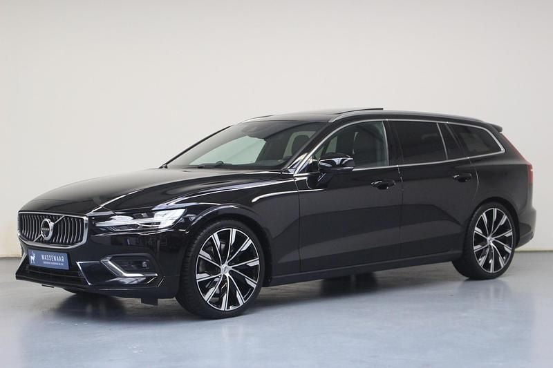 Zwart Gebruikt 2019 Volvo V60 Inscription Stationwagen | € 31.450 (Eerlijke prijs) - Afbeelding 1/4