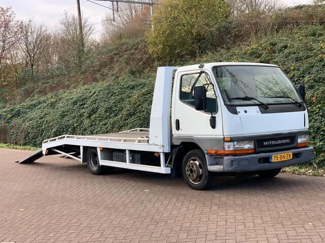 Overige Gebruikt 2004 Mitsubishi Canter Van | € 6.999 (Eerlijke prijs) - Afbeelding 1/4