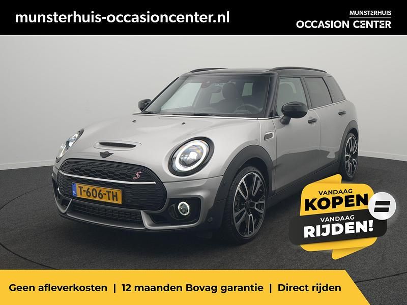 Grijs Gebruikt 2023 Mini Cooper Clubman Stationwagen | € 38.500 (Iets duurder) - Afbeelding 1/4