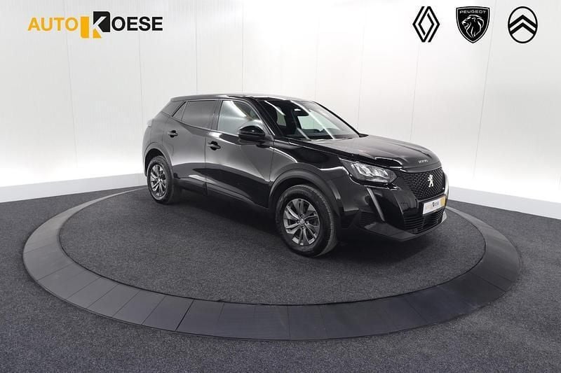 Zwart Gebruikt 2023 Peugeot 2008 Active SUV | € 23.595 (Goede deal) - Afbeelding 1/4