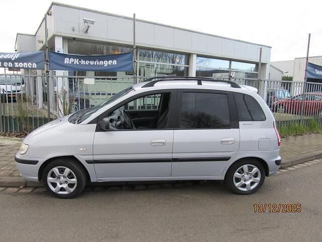 Grijs Gebruikt 2006 Hyundai Matrix Active MPV | € 1.350 (Goede deal) - Afbeelding 1/4