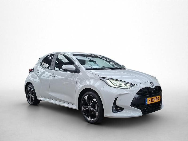 Occasion Toyota Yaris Hybrid Executive 131 PK (96 kW) 2025 Wit Hatchback