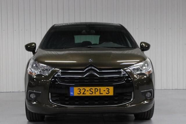 Bruin Gebruikt 2011 Citroën DS4 So Chic Hatchback | € 5.950 (Duur) - Afbeelding 1/4
