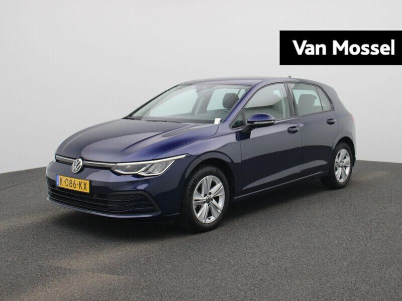 Blauw Gebruikt 2021 VW Golf VIII Life Hatchback | € 20.900 (Eerlijke prijs) - Afbeelding 1/4