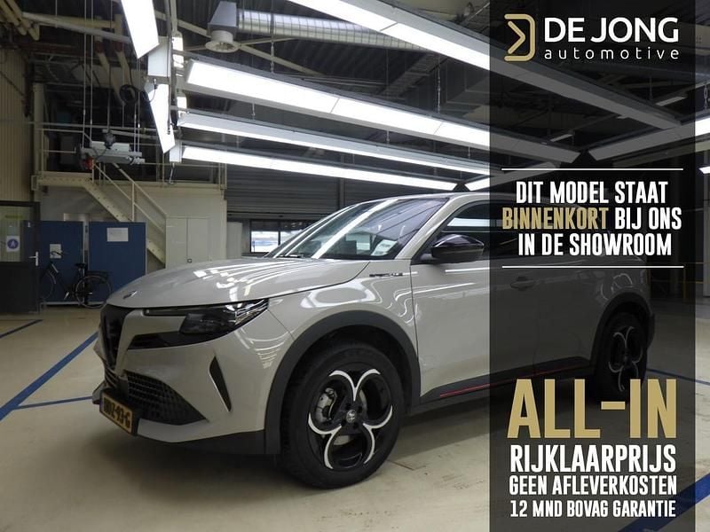 Occasion Alfa Romeo GT Junior Edizione Speciale 146 PK (107 kW) 2025 Grijs SUV