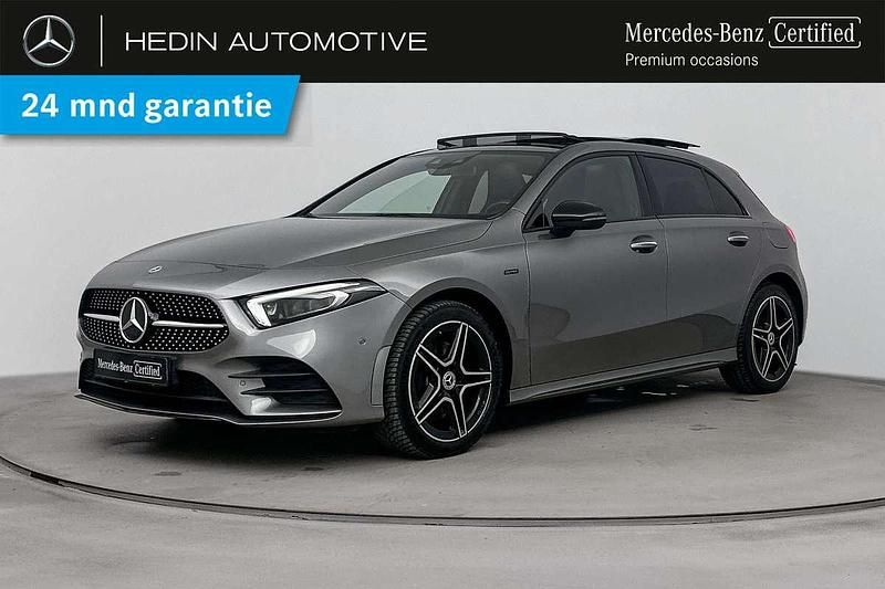 Occasion Mercedes A250 AMG line 218 PK (160 kW) 2021 Grijs Hatchback