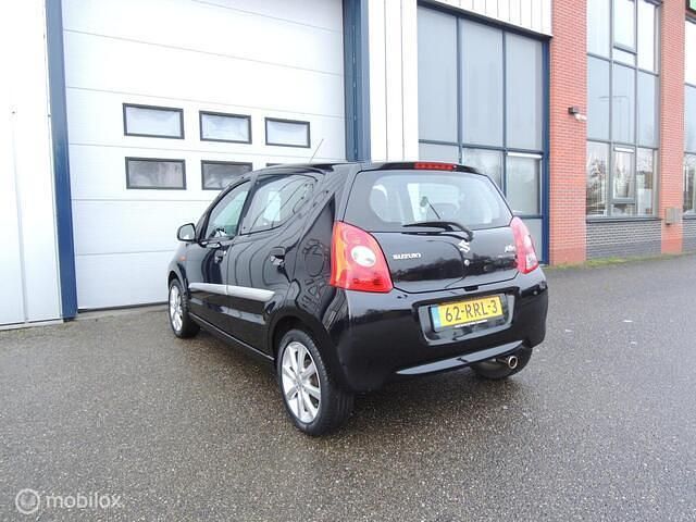 Occasion Suzuki Alto 68 PK (50 kW) 2011 Zwart Hatchback