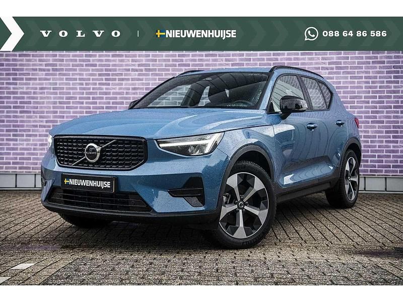Gebruikt 2025 Volvo XC40 Plus SUV | € 43.894 (Eerlijke prijs) - Afbeelding 1/4