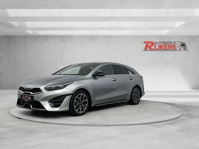 Grijs Gebruikt 2023 Kia ProCeed Hatchback | € 27.999 (Super prijs) - Afbeelding 1/4