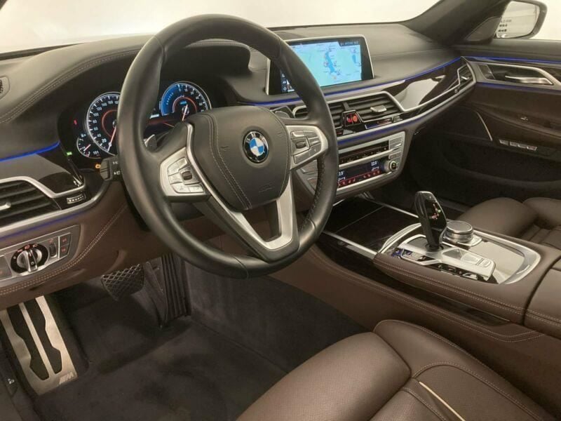 Occasion BMW 740 Executive 260 PK (191 kW) 2017 Grijs Sedan