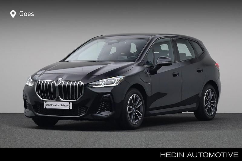 Zwart Gebruikt 2025 BMW 230 M Sport Stationwagen | € 44.880 (Eerlijke prijs) - Afbeelding 1/4