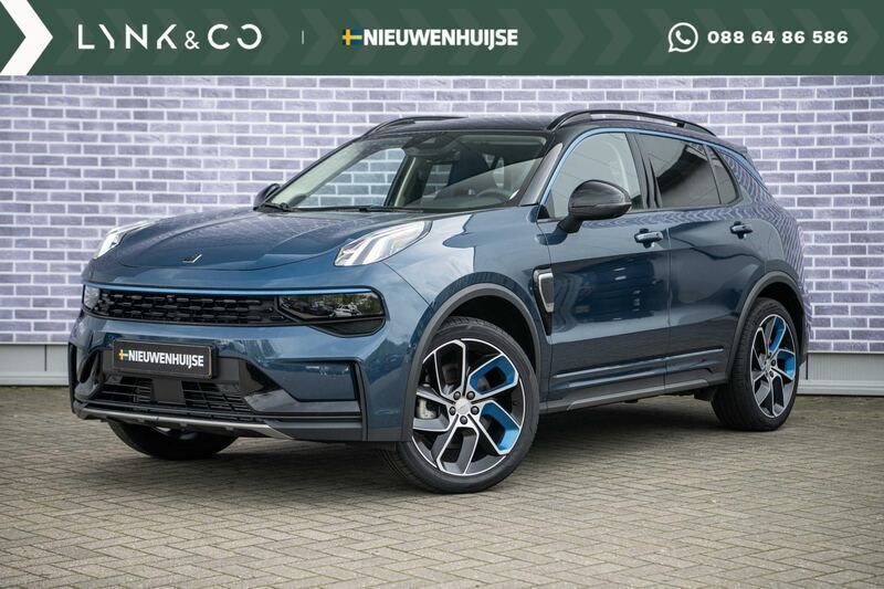 Blauw Gebruikt 2023 Lynk & Co 01 SUV | € 28.399 (Eerlijke prijs) - Afbeelding 1/4