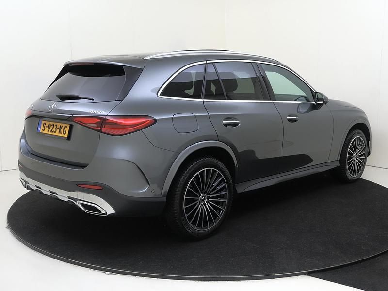 Occasion Mercedes GLC300 AMG line 313 PK (230 kW) 2023 Grijs SUV