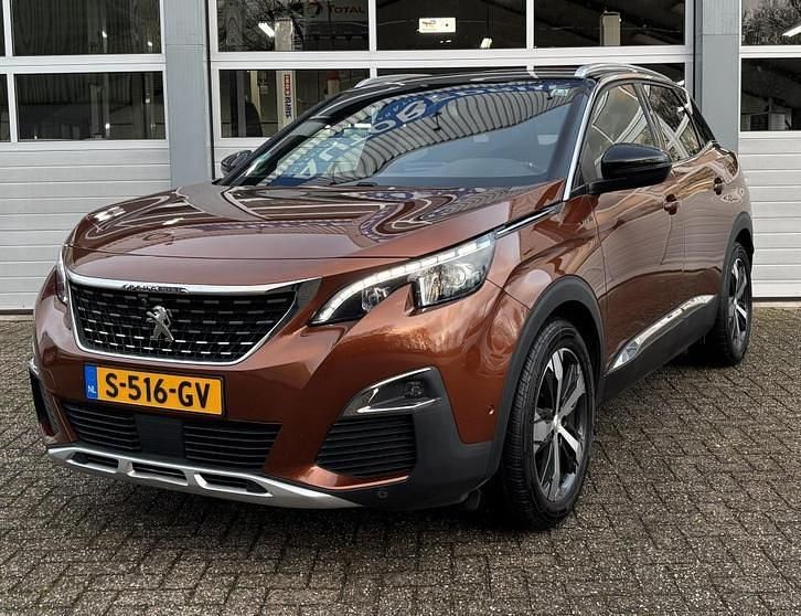 Bruin Gebruikt 2019 Peugeot 3008 GT-line SUV | € 19.995 (Eerlijke prijs) - Afbeelding 1/4