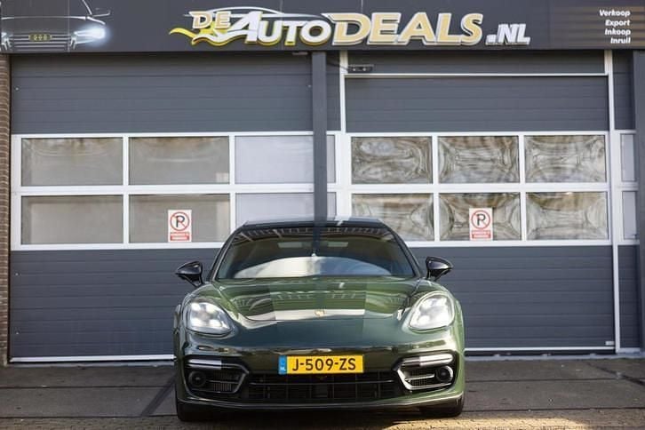 Occasion Porsche Panamera Sport Turismo 460 PK (338 kW) 2019 Grijs (metallic) Stationwagen