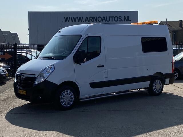 Wit Gebruikt 2015 Opel Movano Van | € 7.500 (Eerlijke prijs) - Afbeelding 1/4