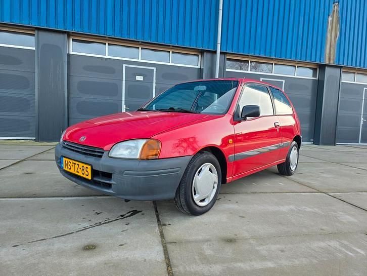 Occasion 1996 Toyota Starlet Hatchback | € 2.950 - Afbeelding 1/4