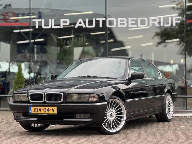 Zwart Gebruikt 1997 BMW 728 Sedan | € 7.750 - Afbeelding 1/4