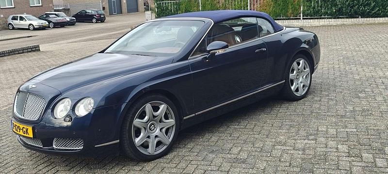 Blauw Gebruikt 2007 Bentley Continental GT Convertible Mulliner Cabriolet | € 60.000 - Afbeelding 1/4