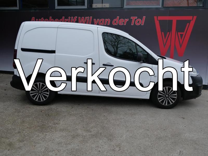 Wit Gebruikt 2018 Peugeot Partner Premium MPV | € 8.490 (Goede deal) - Afbeelding 1/4