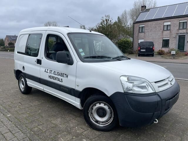 Wit Gebruikt 2006 Citroën Berlingo MPV | € 5.650 - Afbeelding 1/4