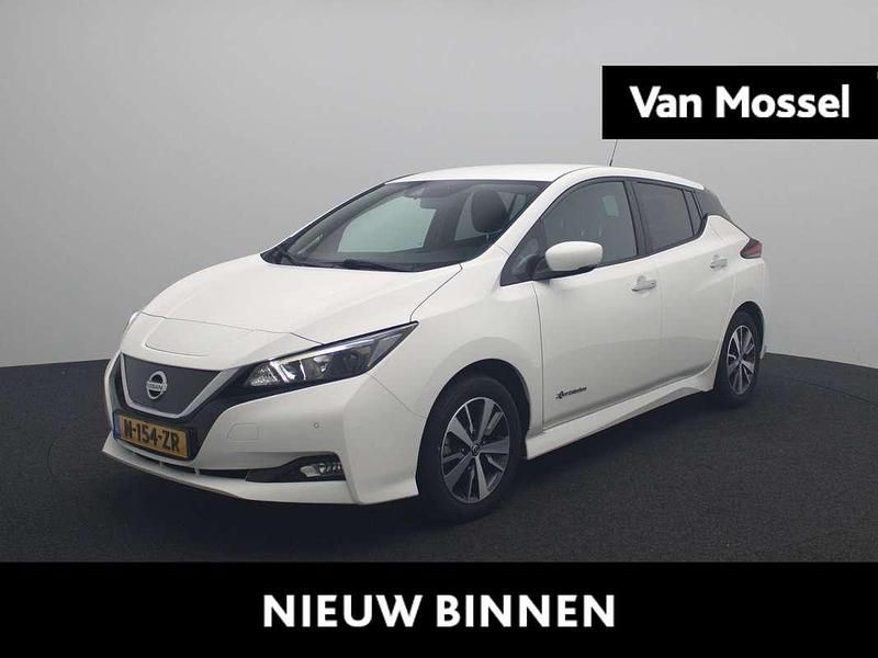 Wit Gebruikt 2018 Nissan Leaf Acenta Hatchback | € 9.995 (Goede deal) - Afbeelding 1/3