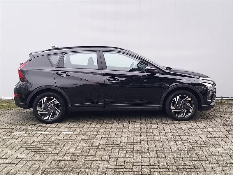 Occasion Hyundai Bayon Comfort 99 PK (72 kW) 2023 Zwart SUV