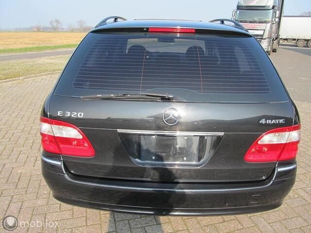 Occasion Mercedes E320 Elegance 223 PK (164 kW) 2004 Zwart (metallic) Stationwagen