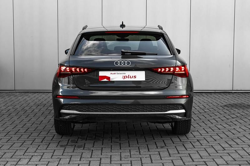 Occasion Audi A3 Sportback e-tron Advanced 2026 Grijs Hatchback