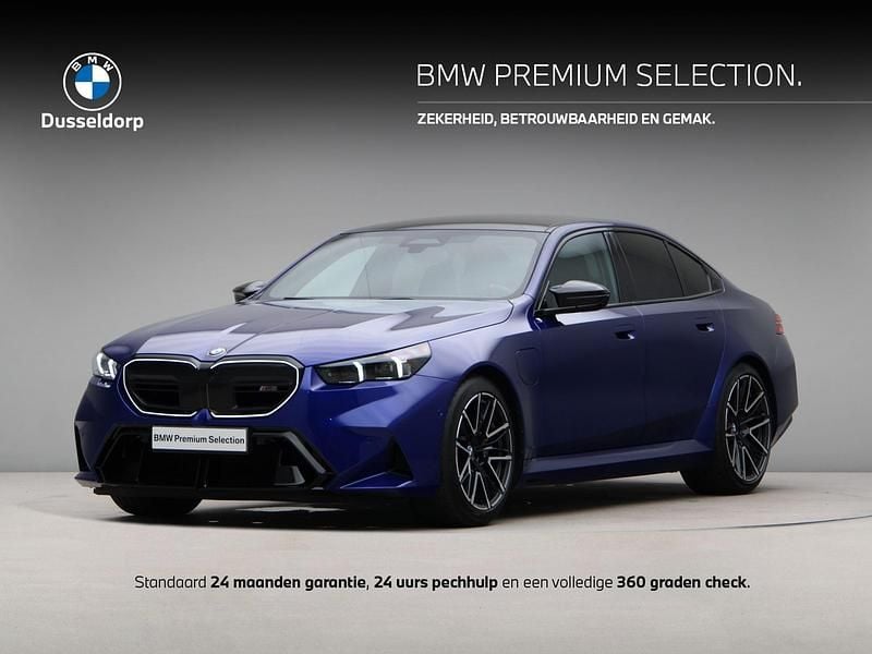 Blauw Gebruikt 2024 BMW M5 Performance Sedan | € 132.950 - Afbeelding 1/4