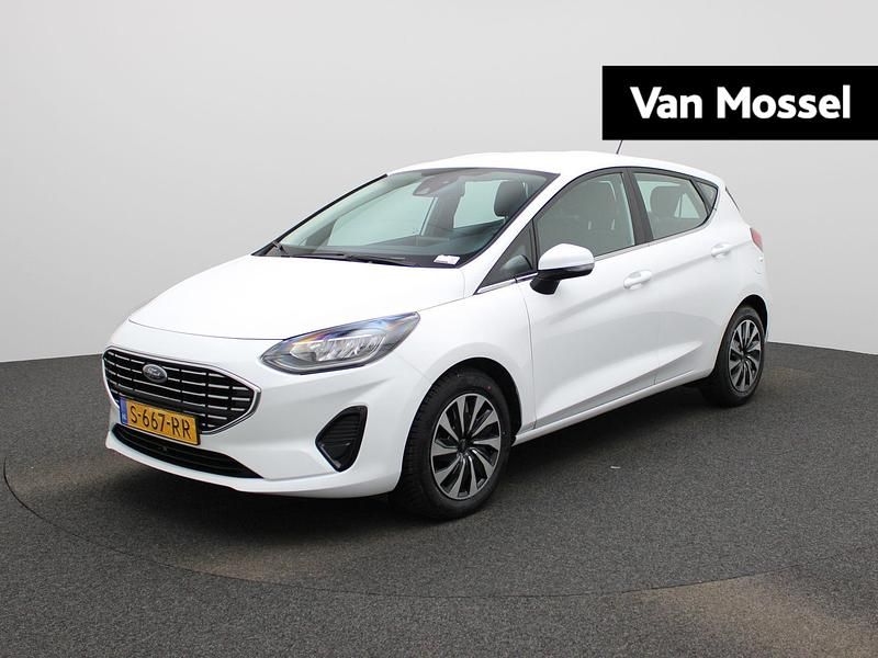 Wit Occasion 2023 Ford Fiesta Titanium Hatchback | € 15.400 (Eerlijke prijs) - Afbeelding 1/3