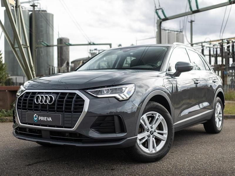 Grijs Gebruikt 2022 Audi Q3 SUV | € 27.995 (Super prijs) - Afbeelding 1/4