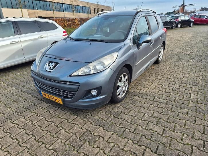 Gebruikt 2011 Peugeot 207 Stationwagen | € 750 (Goede deal) - Afbeelding 1/4