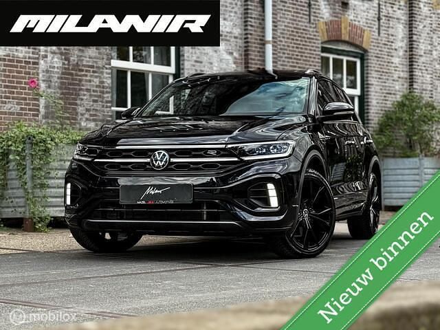 Zwart Gebruikt 2024 VW T-Roc Beats SUV | € 38.990 (Duur) - Afbeelding 1/4