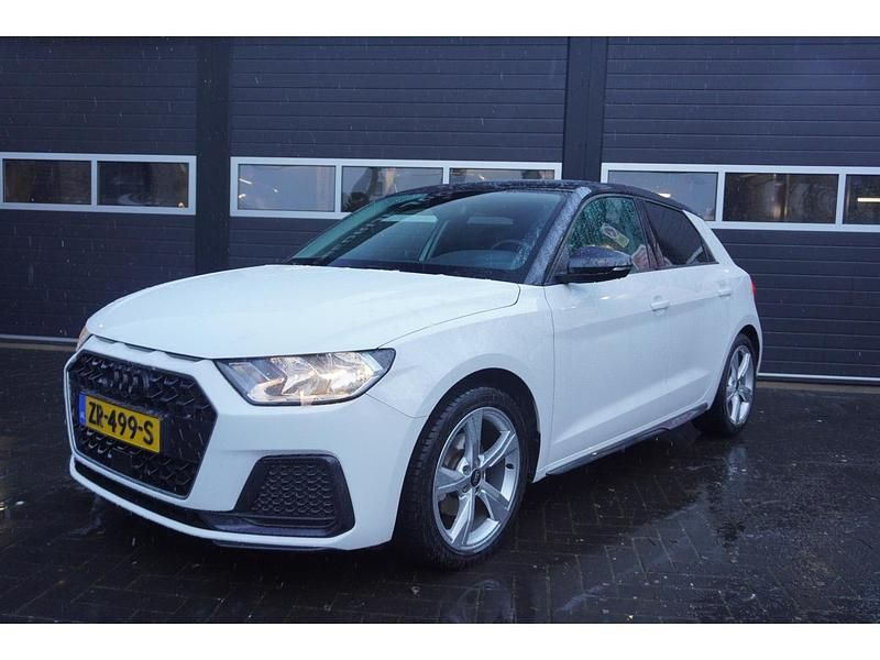 Wit Gebruikt 2019 Audi A1 Hatchback | € 18.300 (Super prijs) - Afbeelding 1/4