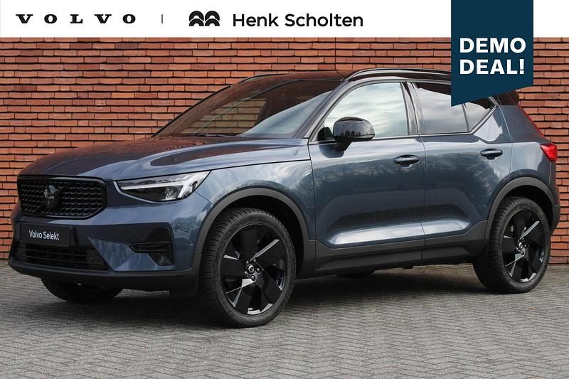 Nieuw Volvo XC40 Plus 2026 Blauw SUV