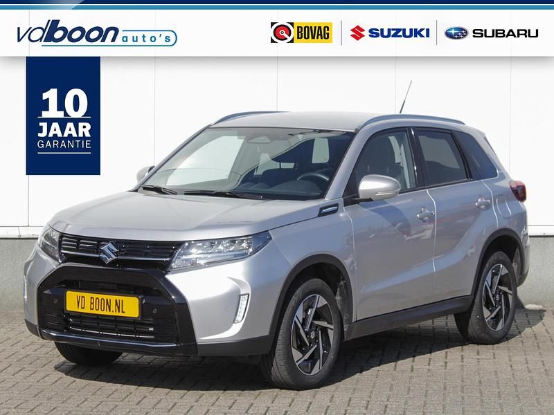 Zilver Occasion 2025 Suzuki Vitara Style SUV | € 27.770 (Eerlijke prijs) - Afbeelding 1/4