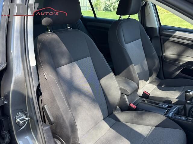 Occasion VW Golf VII Trendline 86 PK (63 kW) 2014 Grijs Stationwagen