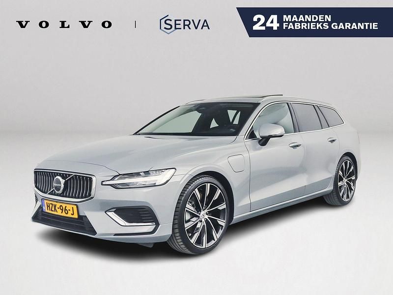 Grijs Gebruikt 2025 Volvo V60 Plus Stationwagen | € 57.995 - Afbeelding 1/4