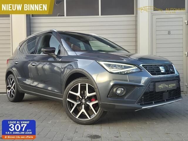 Grijs Gebruikt 2020 Seat Arona FR SUV | € 18.995 (Eerlijke prijs) - Afbeelding 1/4