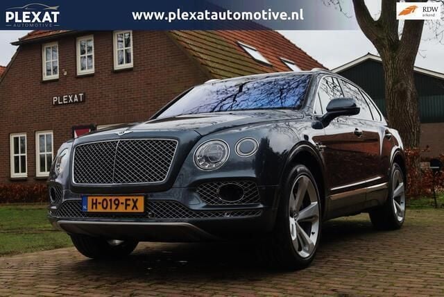 Grijs Gebruikt 2016 Bentley Bentayga SUV | € 99.945 - Afbeelding 1/4