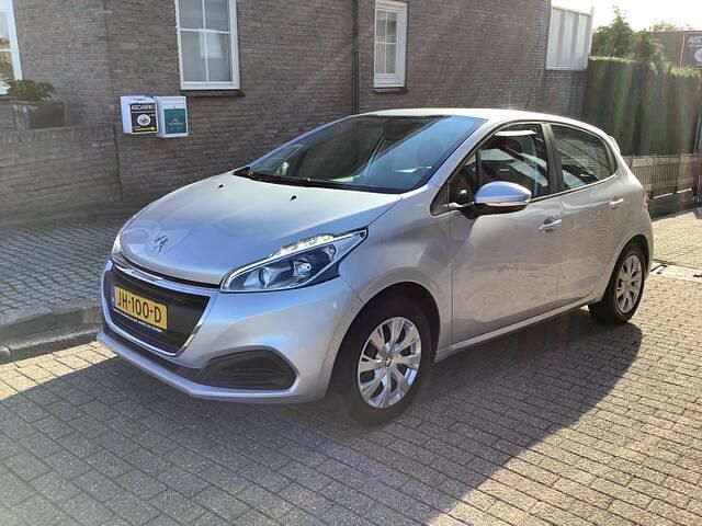 Grijs Gebruikt 2016 Peugeot 208 Active Hatchback | € 6.950 (Eerlijke prijs) - Afbeelding 1/4