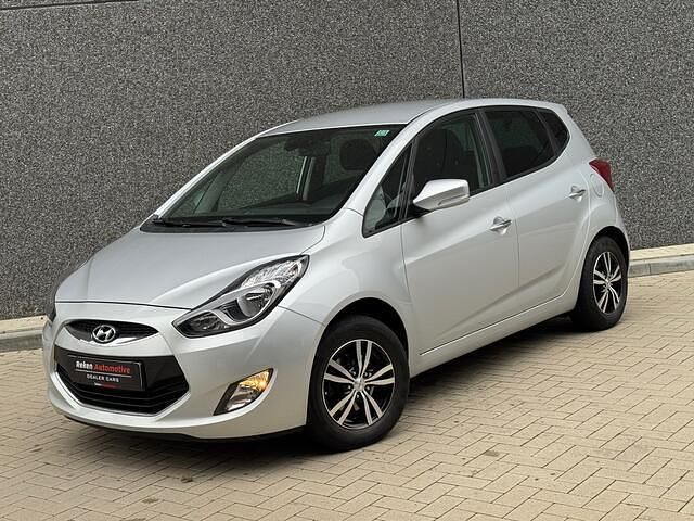 Occasion Hyundai ix20 Premium 90 PK (66 kW) 2015 Zilver (metallic) Hatchback