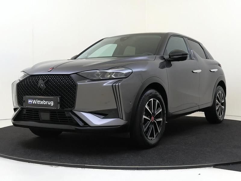 Grijs Gebruikt 2024 DS Automobiles DS3 Performance Stationwagen | € 23.925 (Eerlijke prijs) - Afbeelding 1/1