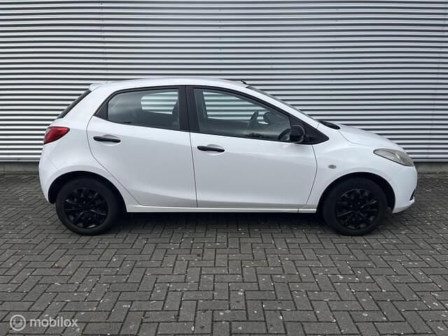 Occasion Mazda 2 Inclusive 75 PK (55 kW) 2008 Wit Hatchback