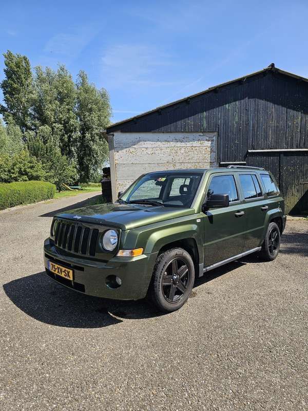Groen Gebruikt 2007 Jeep Patriot Limited SUV | € 5.700 (Iets duurder) - Afbeelding 1/4