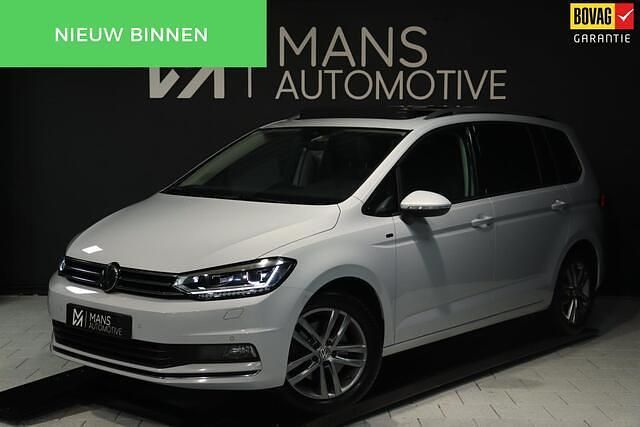 Grijs Gebruikt 2018 VW Touran MPV | € 24.950 (Iets duurder) - Afbeelding 1/4