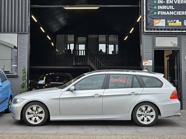Occasion BMW 330 Executive 259 PK (190 kW) 2006 Grijs Stationwagen